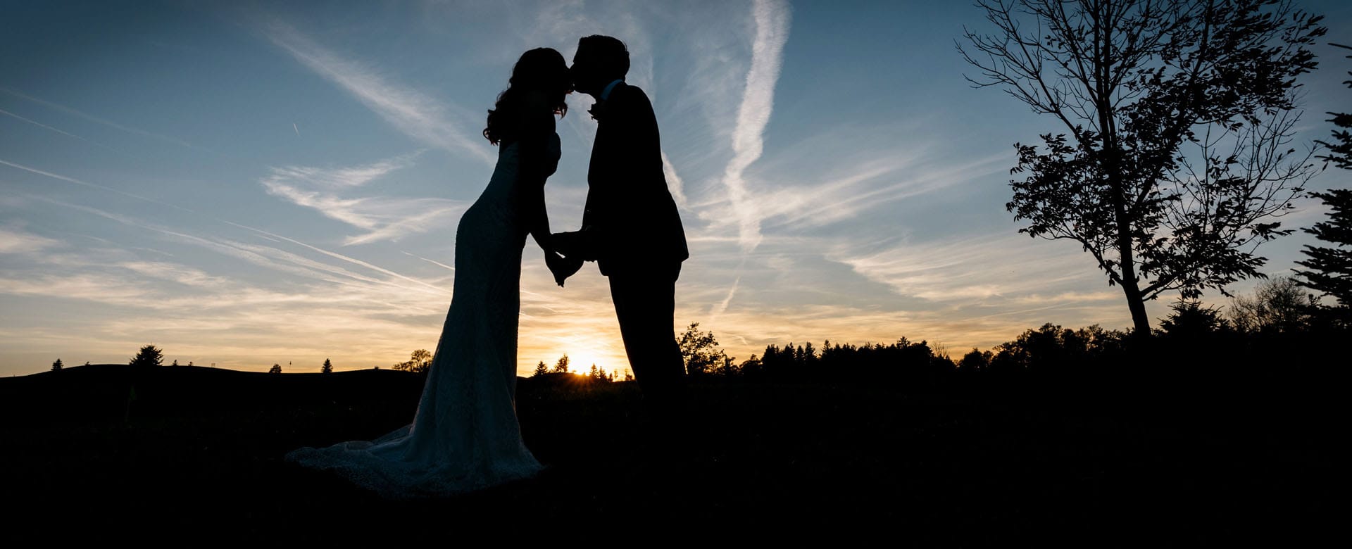 Whistle Bear Golf Club Wedding | Cambridge Wedding Photographer | Toronto Wedding Studios | Creative Wedding Photography